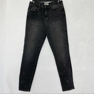 NWOT Forever21 Washed Black Skinny Jeans